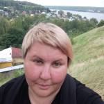 Елена Максимова